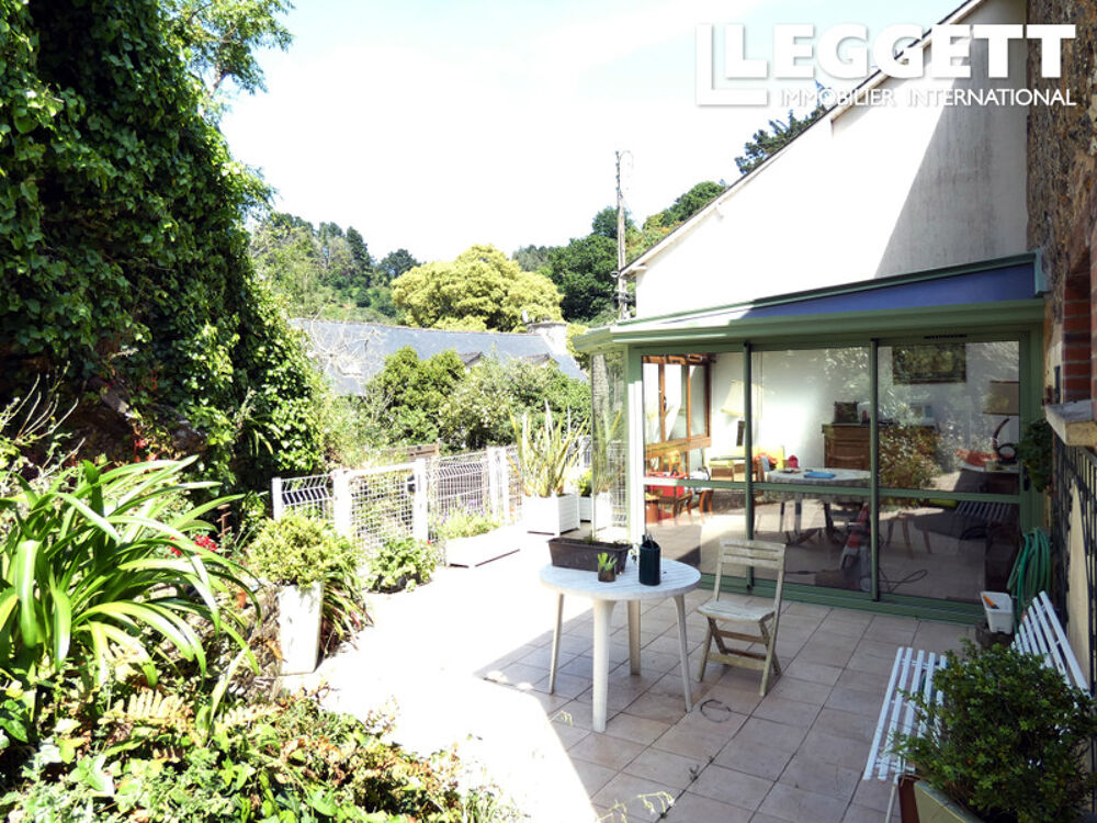 Vente Maison Élégante demeure de caractère, 140 m² sur sous-sol, située à 200 mètres de la plage PlouÉzec