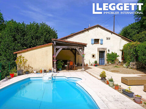   Charmante maison tr�s confortable avec piscine et grange, dans un petit hameau paisible pr�s de La Tour Blanch Maison - 6 pi�ce(s) - 78 m�