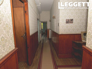 Vente Maison Maison de village 158 m², 2 niveaux, sous-sol, grange et terrain de 1 290 m². Arbas