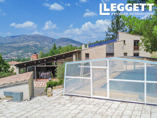  Maison � vendre 6 pi�ces 226 m�