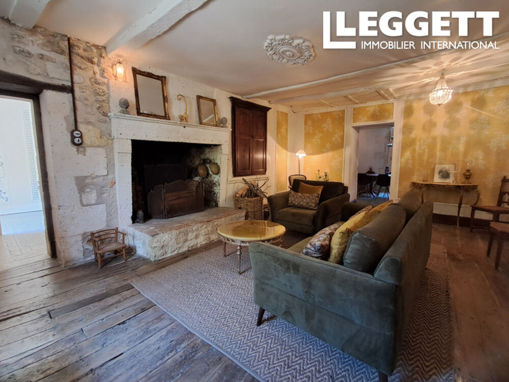 Vente Maison Belle maison en pierre avec piscine et six chambres près de Verteillac Gout-rossignol