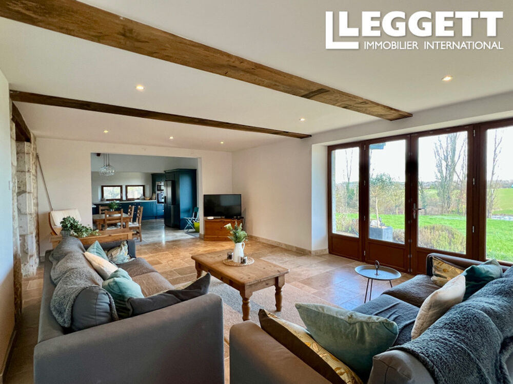 Vente Maison Belle propri�t� en pierre , 6 chambres,  avec vue d�gag�e et piscine, situ�e  entre  Eymet et Bergerac Eymet