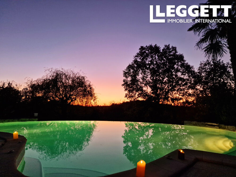 Vente Maison Authentique domaine de campagne avec trois maisons et mille façons de vivre Albas