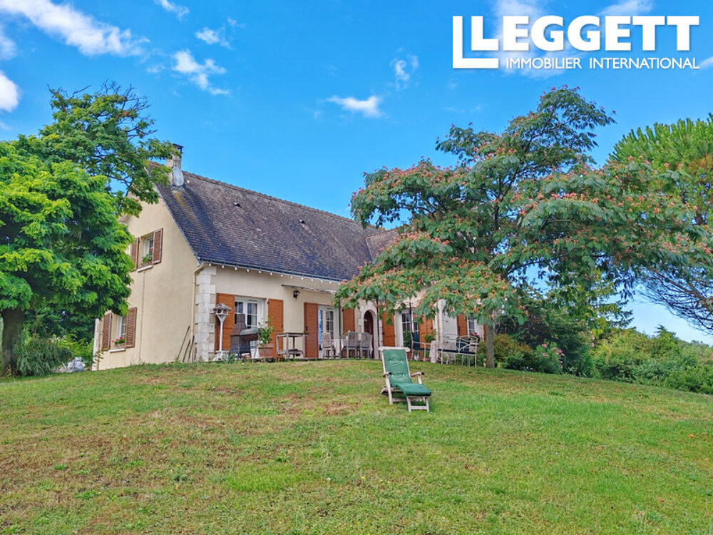 Vente Maison Spacieuse Maison Familiale (5 Chambres) avec Vue Imprenable dans un Village Recherché Le grand-pressigny