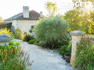  Maison � vendre 11 pi�ces 310 m�