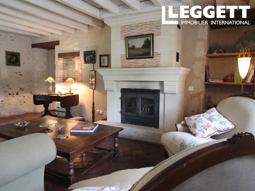 Vente Maison Charmante et spacieuse longère de 4 chambres avec plus de 8 hectares de terrain, piscine près Vicq-sur-Nahon Vicq-sur-nahon