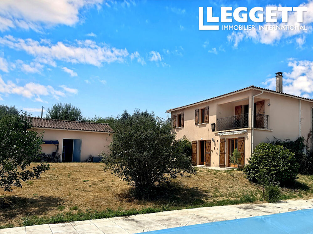 Maison à vendre avec piscine, 5,3 ha, étangs et bois proche d?Abjat-sur-Bandiat, Périgord Vert