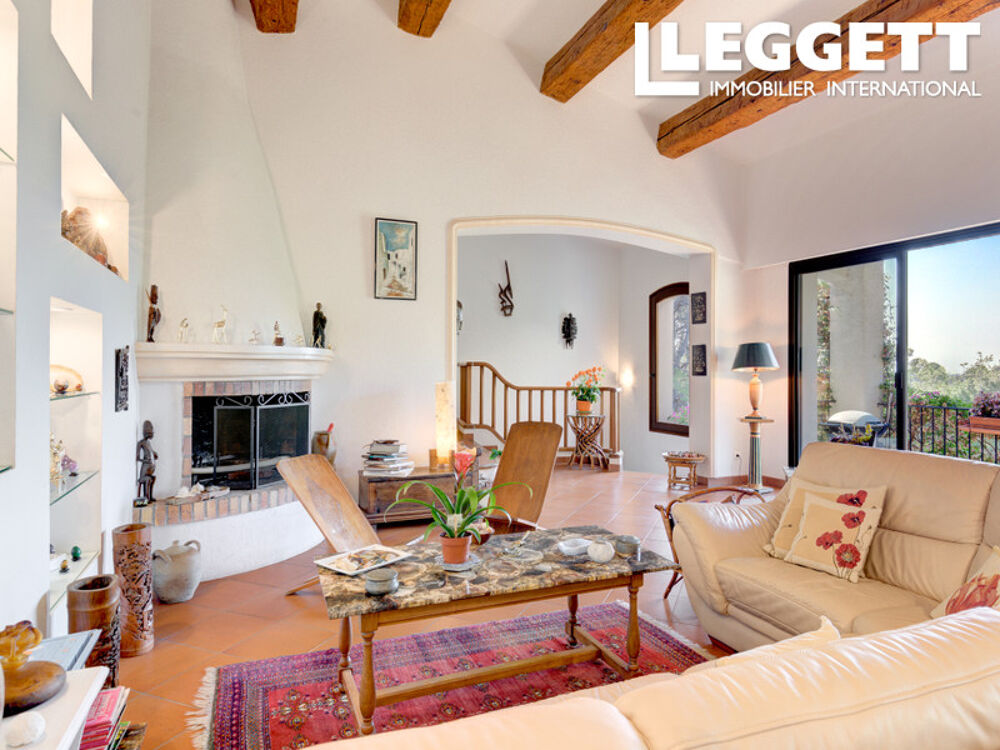 Villa Provençale proche Nice | Piscine chauffée | Vue dégagée | Fort potentiel B&B | À 20 min de l'aéroport