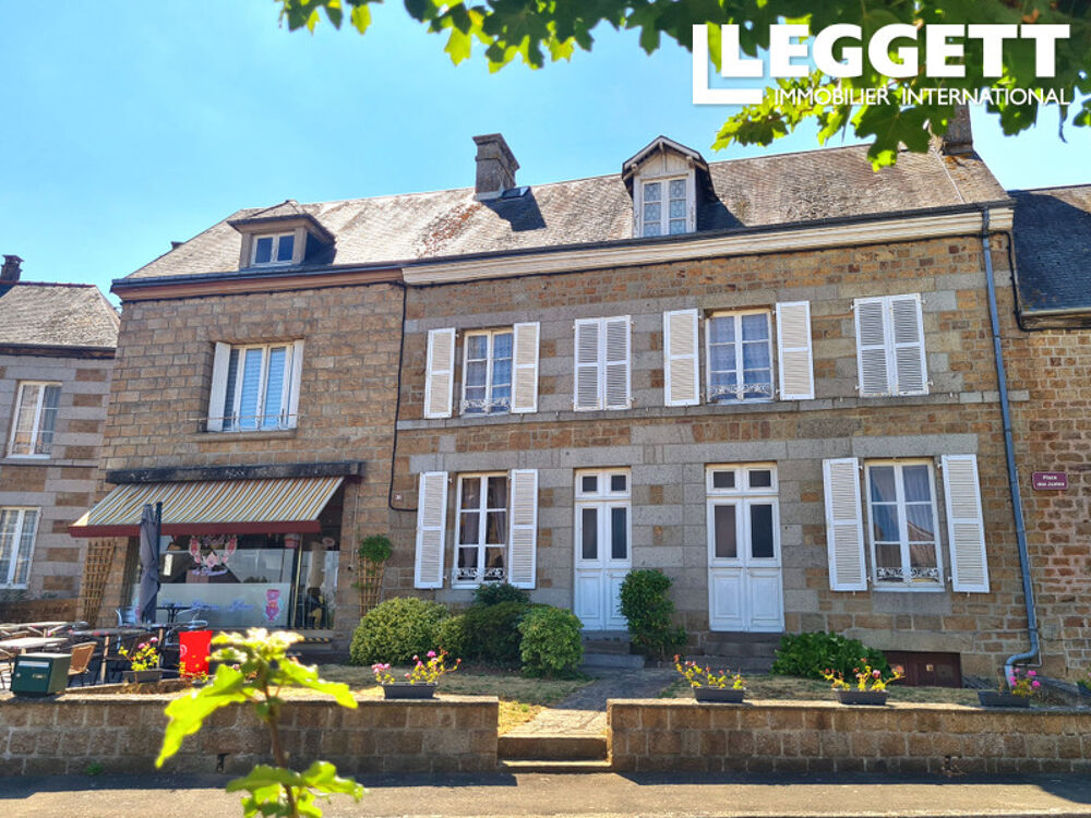 Vente Maison Maison de maître avec B&B, gîte, magasin, dépendances et jardin de 2 000 m² au c?ur de Passais.<br /> Passais villages