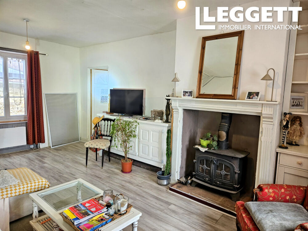 Vente Maison Situation au calme dans un hameau au Chalard avec jardin non attenant de 684 m² et dépendance Le chalard