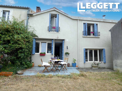   Maison de caract�re 4 chambres et jardin � Bazoges-en-Pareds au c?ur du village historique Maison - 6 pi�ce(s) - 167 m�