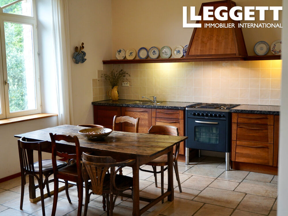Molières-sur-Cèze - GARD - Appartement au deux niveaux avec terrasse ensoleillée