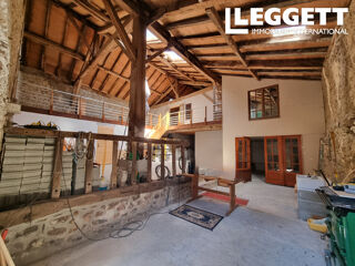  Remise / Grange � vendre 6 pi�ces 150 m� Chassenon