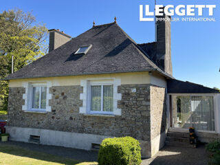 Vente Maison Charmant plein pied de deux chambres avec balcon et vue sur l?étang, jardin, garage. Saint-connan