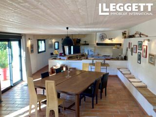  Maison � vendre 15 + pi�ces 760 m�