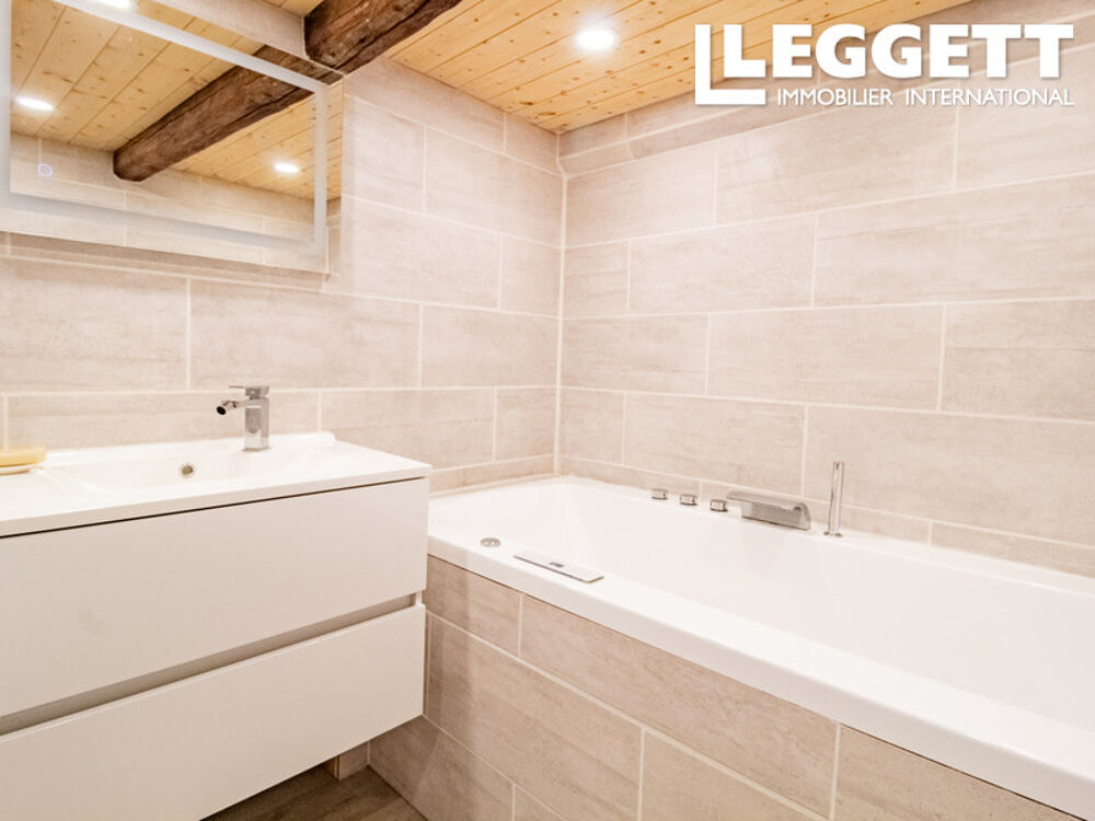 Vente Maison Maison 165m² rénovée + mezzanine + 2 pièces indépendant ? Vue vallée ? Proche station ski ! Potentiel locatif Doucy