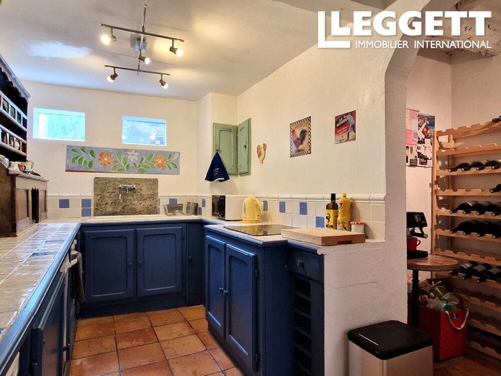 Vente Maison Charmante maison de village en pierre T4, 2 sdb, pleine de caractère, avec un jardin intérieur et 2 terrasses. Azille