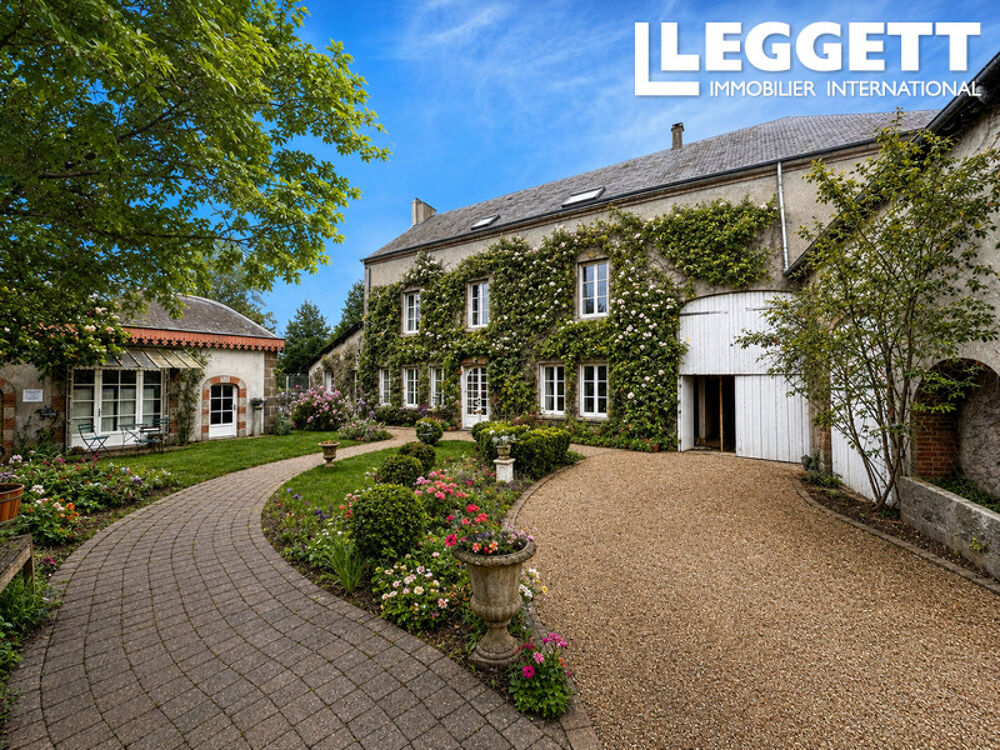 Vente Maison Magnifique maison de village du 19ème siècle avec 6 chambres, dépendances et studio SougÉ-le-ganelon