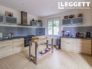  Maison � vendre 7 pi�ces 196 m�