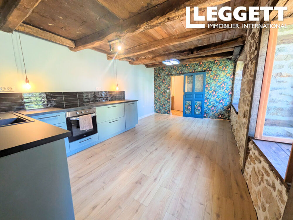Maison rénovée de 2 chambres, pleine de caractère, à Rozier-Saint-Georges