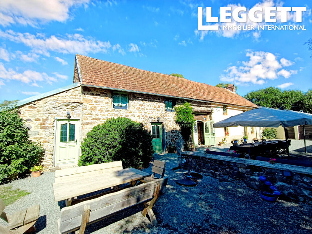 Belle fermette de 5 chambres et 5 salles de bain, gîte, piscine, jardin (8580 m2), B&B + gîte opérationnelle