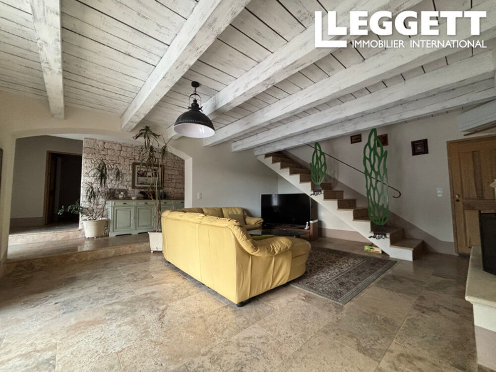 Propriété d'exception avec piscine à débordement et appartement indépendant, à 30 minutes au nord d'Uzes.