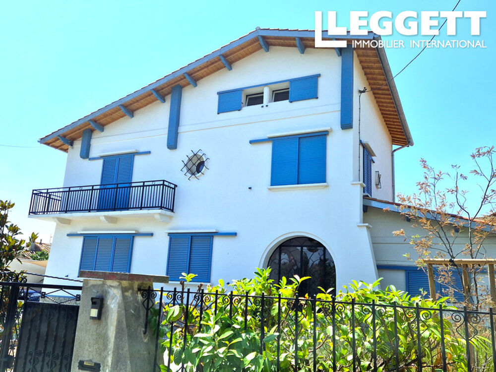 Vente Maison Villa d'époque T6 en pierre, indépendante, 2 sdb, avec jardin, parking privé et vue sur le village médiéval. Aigne