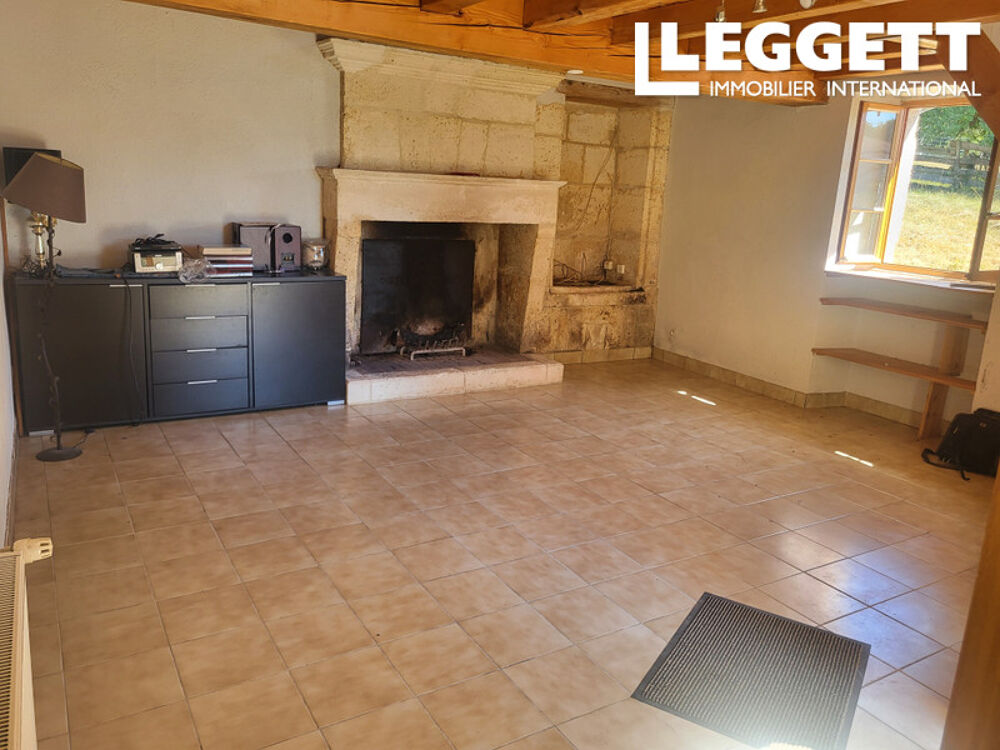 Belle propriété en pierre dans un hameau calme près de Mareuil, 3 chambres et 2000 M2 de terrain