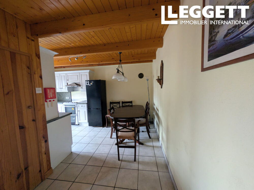 Vente Maison Maison étonnamment spacieuse de trois chambres au c?ur du village de Scrignac Scrignac