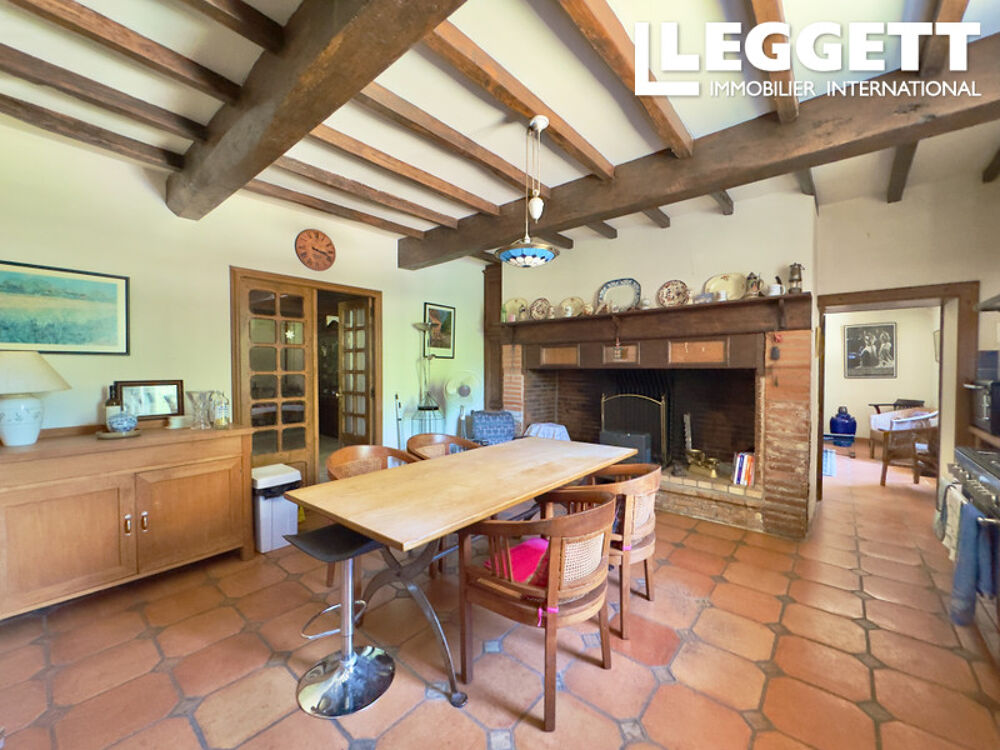 Propriété de caractère sur 2,2 ha avec étang, grange et terrain constructible