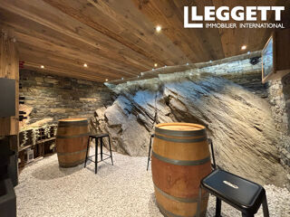  Maison � vendre 15 + pi�ces 274 m�