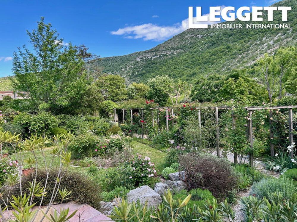 Vente Maison Propriété d?exception avec vues à couper le souffle, maison remarquable et jardins magnifiques Vissec