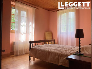  Maison à vendre 8 pièces 215 m²