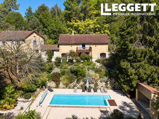 Vente Maison Magnifique ferme en pierre du XIXe siècle rénovée avec piscine chauffée, vue panoramique proche de Sarlat Saint-andrÉ-d'allas