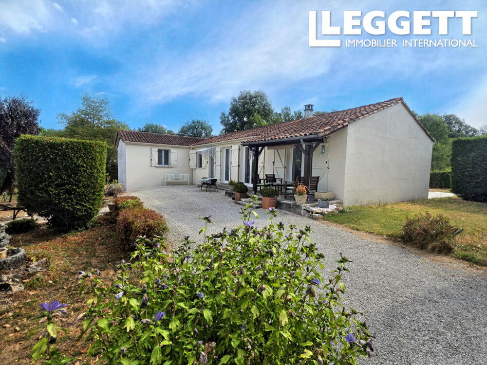 Vente Maison Charmante maison de plain pied avec grange et un bois séparé, dans un secteur calme à 20 min d'Angoulême Vouzan