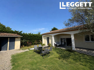  Maison à vendre 15 + pièces 243 m²