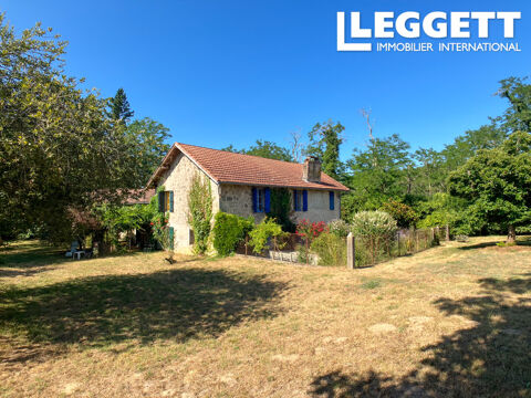   Belle ferme en pierre avec 6 chambres et 4 hectares - une retraite rurale parfaite au c?ur de la Gascogne. Maison - 10 pi�ce(s) - 240 m�