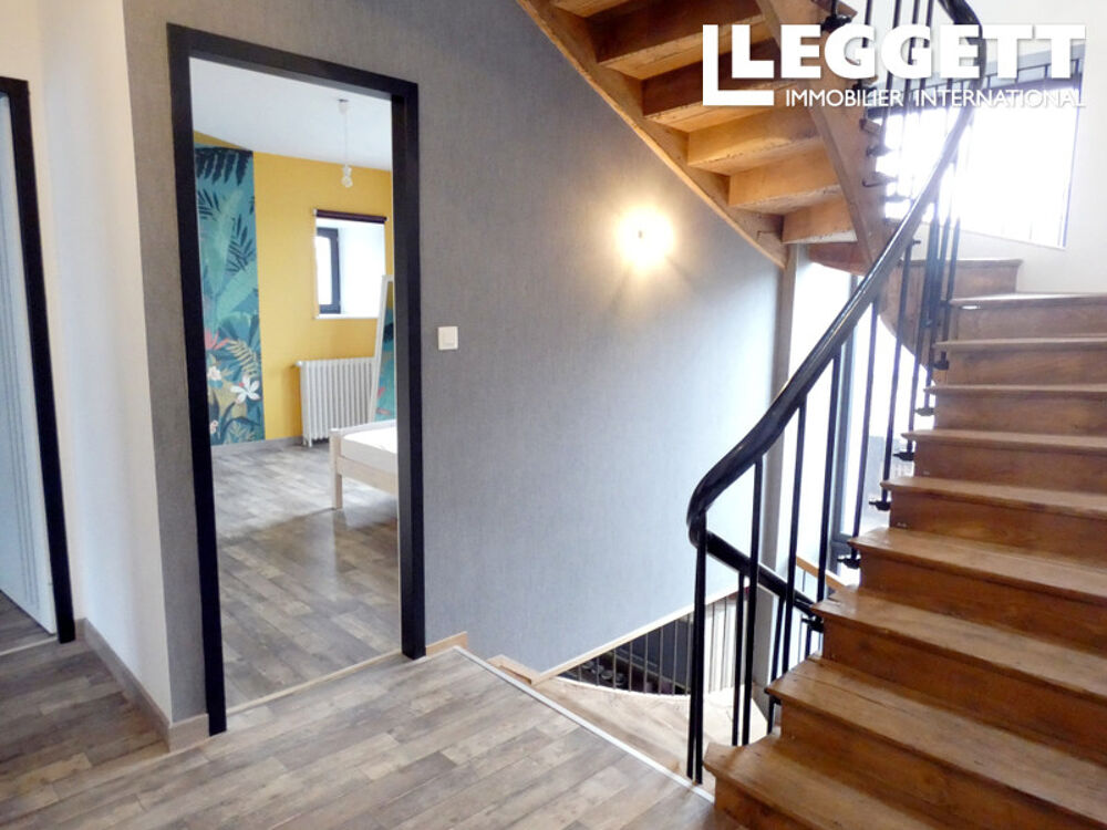 Maison de maître entièrement rénovée ? 8 chambres ? Jardin clos ? DPE exceptionnel - commodités à proximité