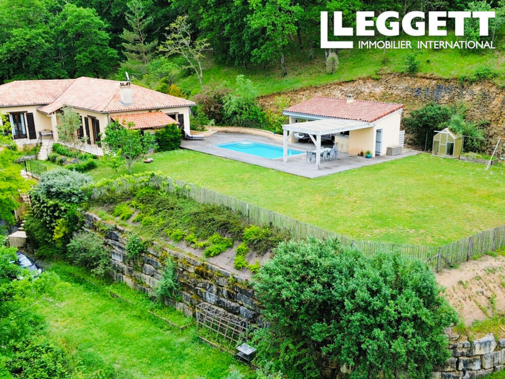 Vente Maison Périgord Noir ? Maison paisible avec piscine, appartement indépendant et chênes truffiers proche Montignac Montignac