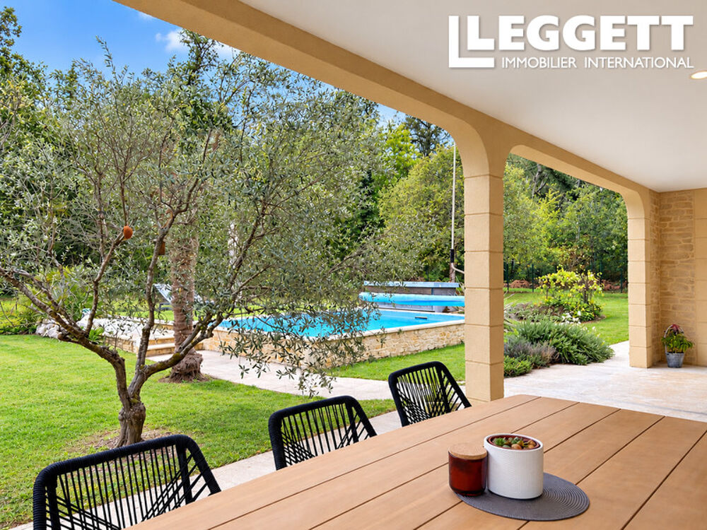 Vente Maison Belle maison de plain-pied de 147 m², rénovée avec piscine, suite parentale et hangar de 68 m² Saint-paul-de-serre