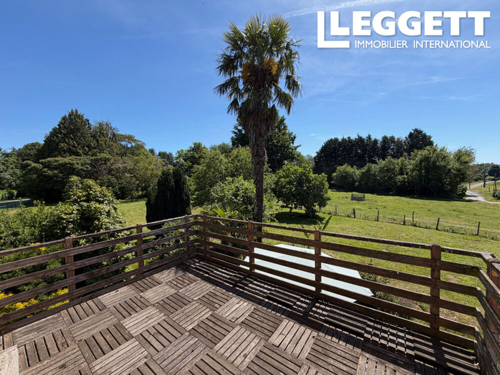 Maison de campagne avec sa grange en pierres et terrain de 1800m2, endroit calme proche de Saint Yrieix.
