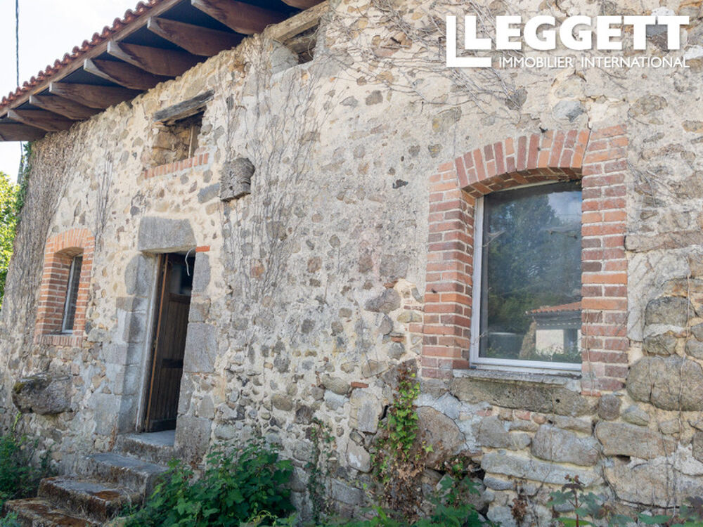 Vente Maison Deux maisons en pierre à rénover, offrent un grand potentiel, situées dans un hameau paisible. Maisonnais-sur-tardoire