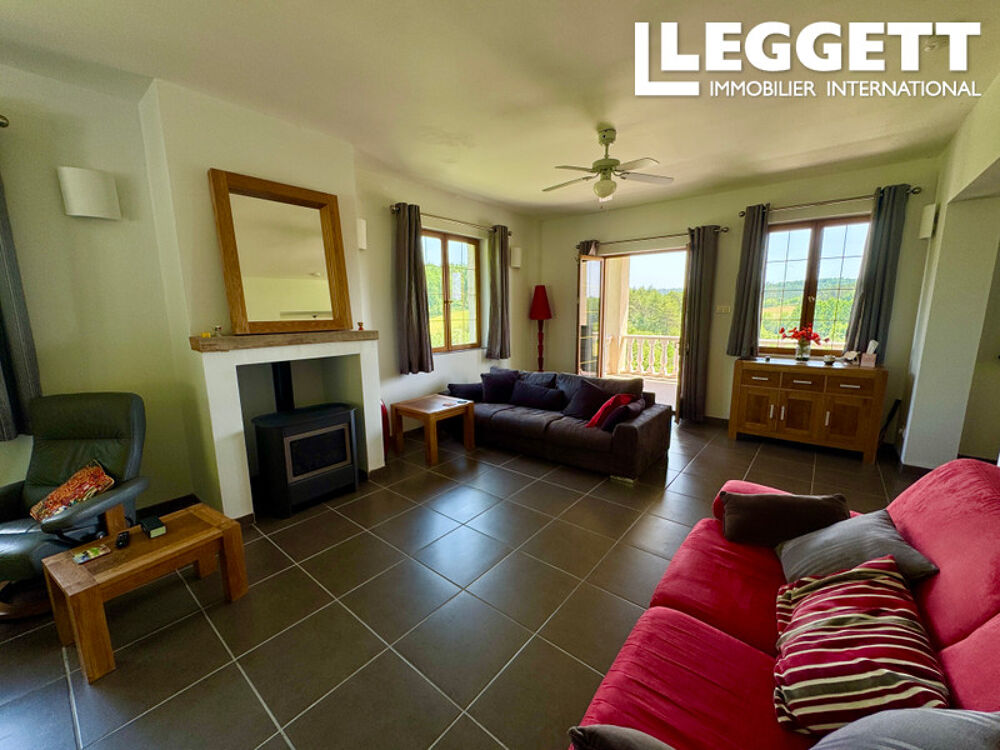 Vente Maison Villa indépendante de 4 chambres, emplacement charmant avec une vue magnifique, en parfait état. RibÉrac