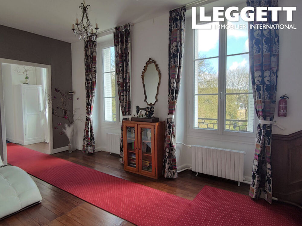 Vente Propriété/Château Un château classique du XIXe siècle, actuellement résidence familiale, offrant de revenues possibilités. Saint-pierre-du-regard