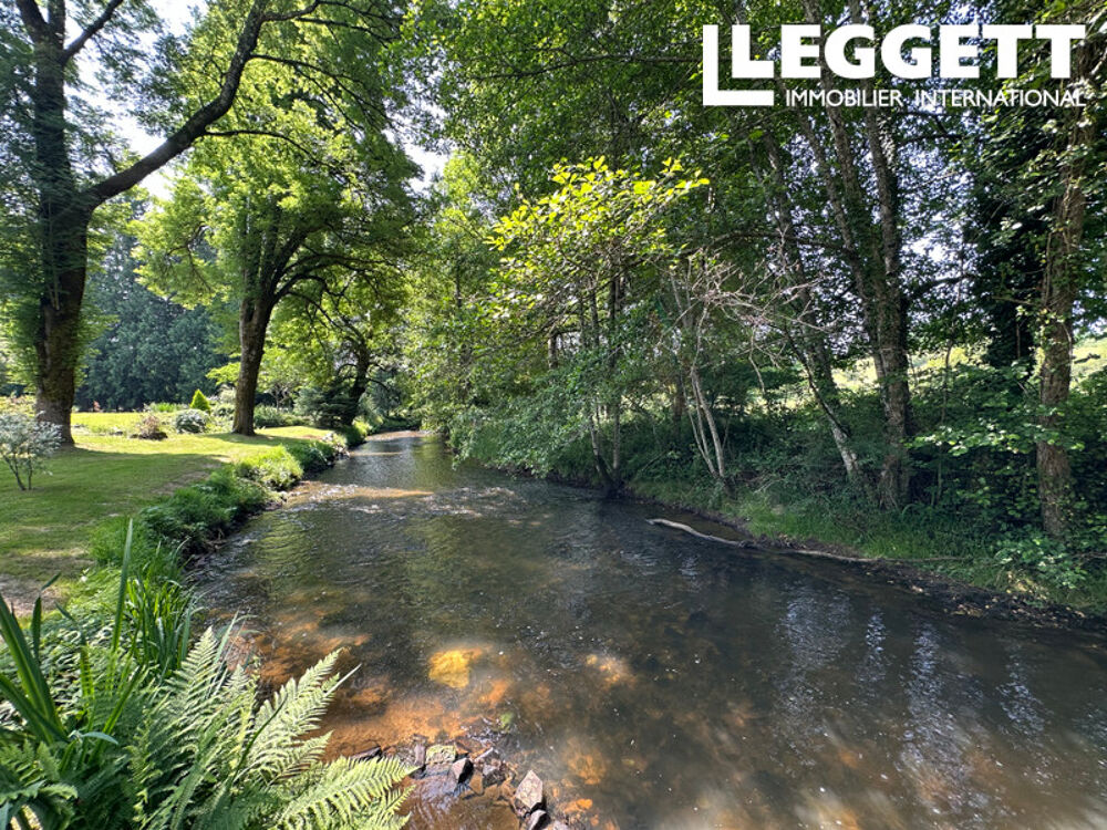 Vente Maison Cadre exceptionnelle pour cette ancien moulin rénové avec son étang et rivière, en zone non et terrain 1/2 ha. Sarlande