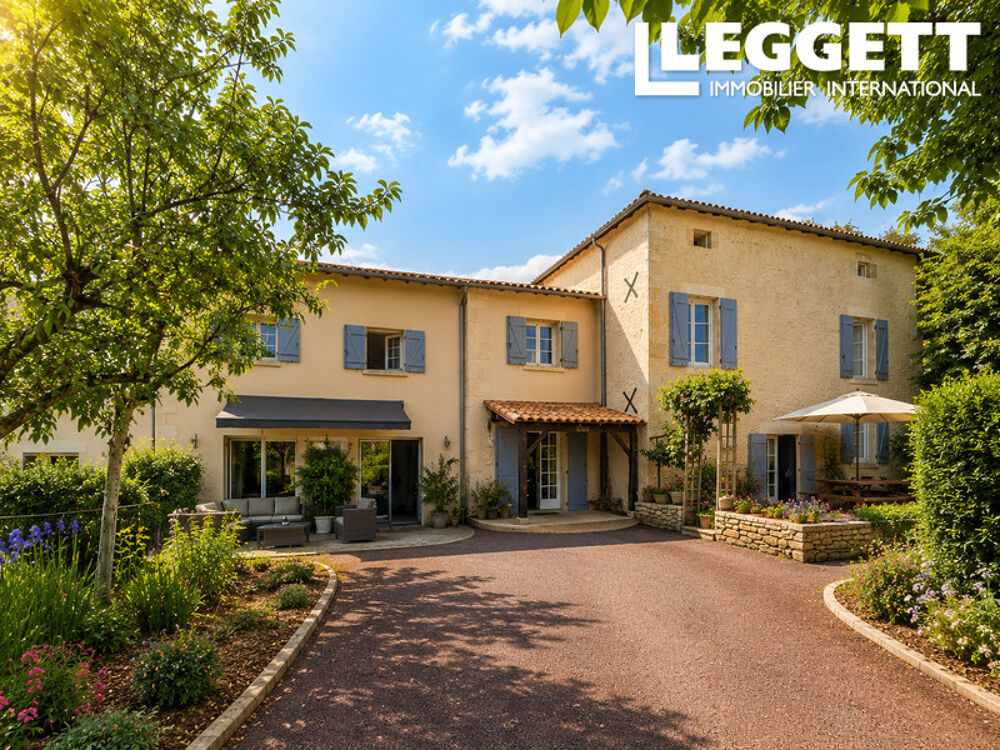 Vente Maison Charmante maison de 6 chambres, avec jardin et piscine, vue imprenable sur Condac. Condac