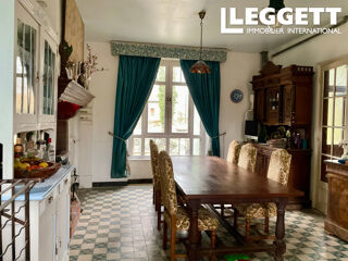  Maison � vendre 7 pi�ces 214 m�