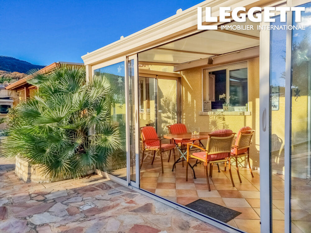 Belle villa avec piscine et jacuzzi, suites indépendantes, véranda, grand garage et grand jardin clôturé