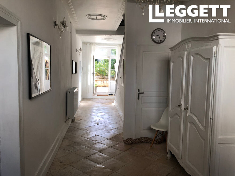 Vente Maison Grande maison familiale avec joli jardin et grange dans le centre ville de Sauze-entre-Bois SauzÉ-vaussais