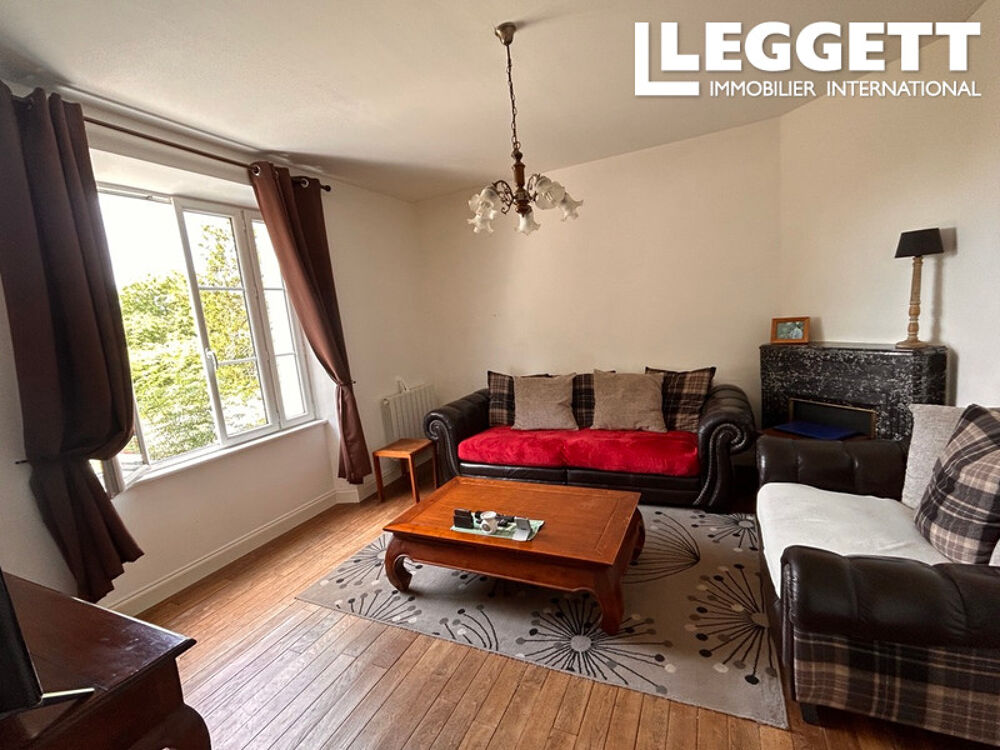 Vente Maison Cette grande maison de 3 chambres à coucher, magnifiquement construite par des artisans en 1932, offre beaucou Saint-lÉger-magnazeix